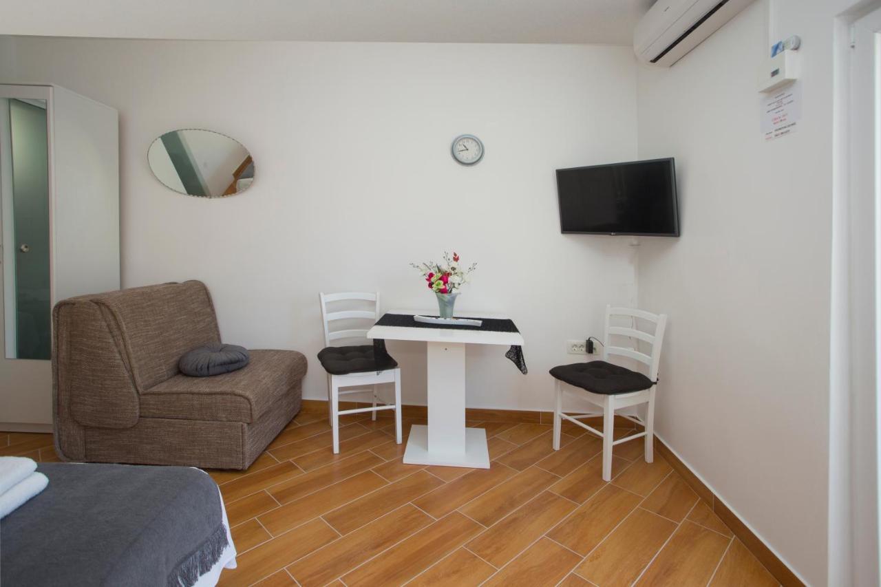 Guest House Kuseta Split Buitenkant foto